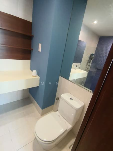 Servis Apartment untuk Disewa di Verve Suites - Roman Lee - Bathroom - PropertyGuru.com.my