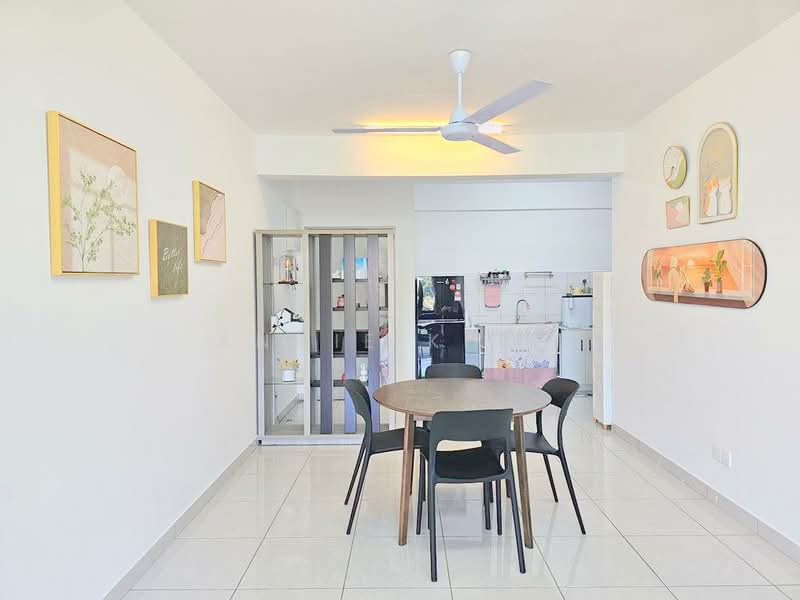 Kondominium untuk Dijual di Fairview Residence - Angie Khoo - Dining Room - PropertyGuru.com.my