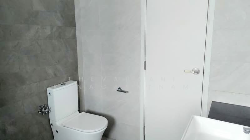 Cluster House for Sale in Kota Emerald (Rawang) - Thevaraani Kanagaretnam - Bathroom - PropertyGuru.com.my