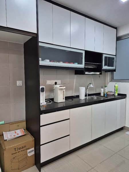 Servis Apartment untuk Disewa di SkyLake Residence - Hui Qi - Kitchen - PropertyGuru.com.my