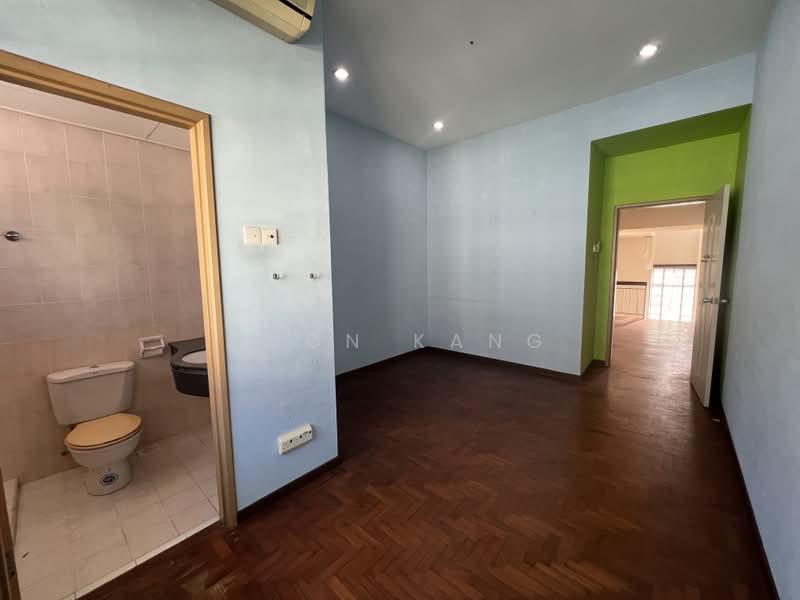 Rumah Teres 3 Tingkat untuk Dijual di Tanjung Bungah (Penang) - Evon Kang - Bathroom - PropertyGuru.com.my