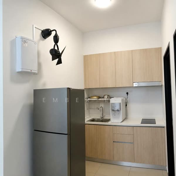 Servis Apartment untuk Disewa di Veranda Residence - Ember Lim - Kitchen - PropertyGuru.com.my