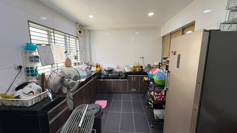 Rumah Teres 2 Tingkat untuk Dijual di Taman Wilayah Selayang (Selayang) - Eliz Chan - Kitchen - PropertyGuru.com.my