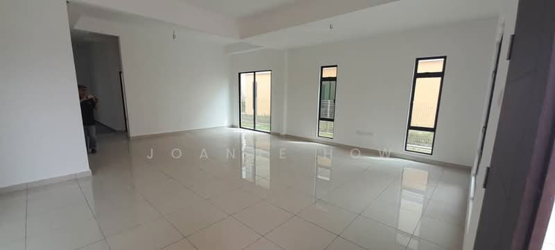 Rumah Berkembar untuk Dijual di Tanjong Minyak (Melaka) - Joanne How - Living Room - PropertyGuru.com.my