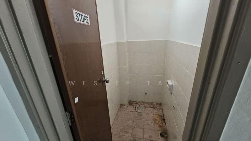 Shop for Rent in Taman Paya Rumput Utama (Paya Rumput) - Wesley Tan - Interior - PropertyGuru.com.my
