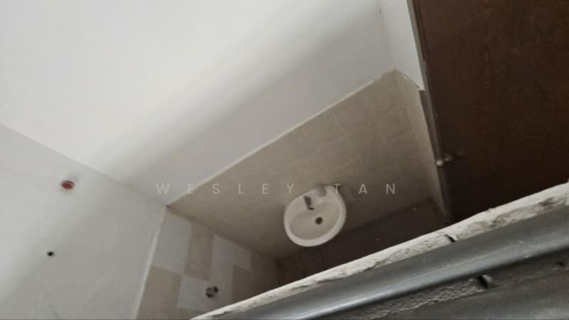 Shop for Rent in Taman Paya Rumput Utama (Paya Rumput) - Wesley Tan - Bathroom - PropertyGuru.com.my
