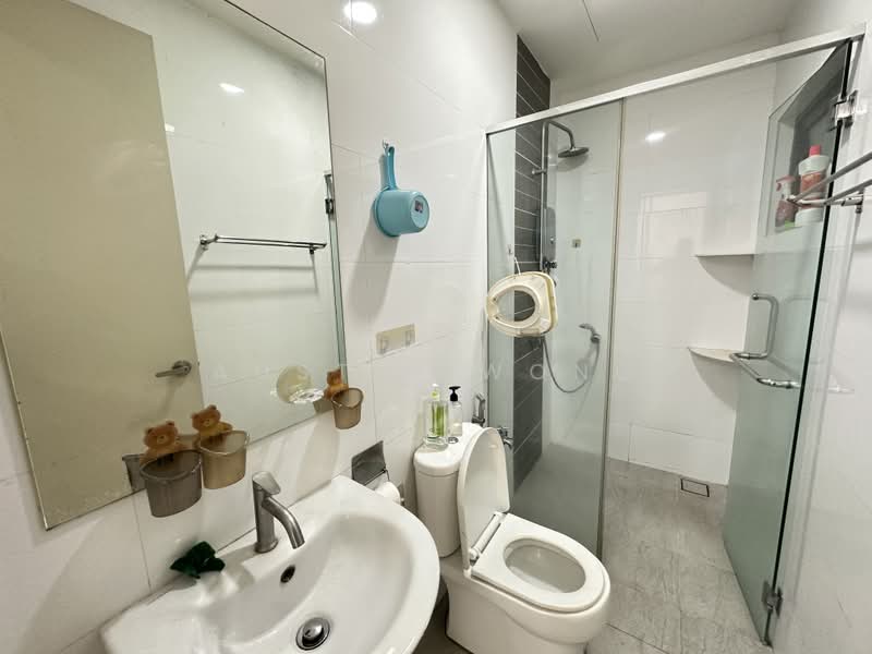 Service Residence for Sale at D'Aman Residences @ Puchong - Austin Wong - Bathroom - PropertyGuru.com.my