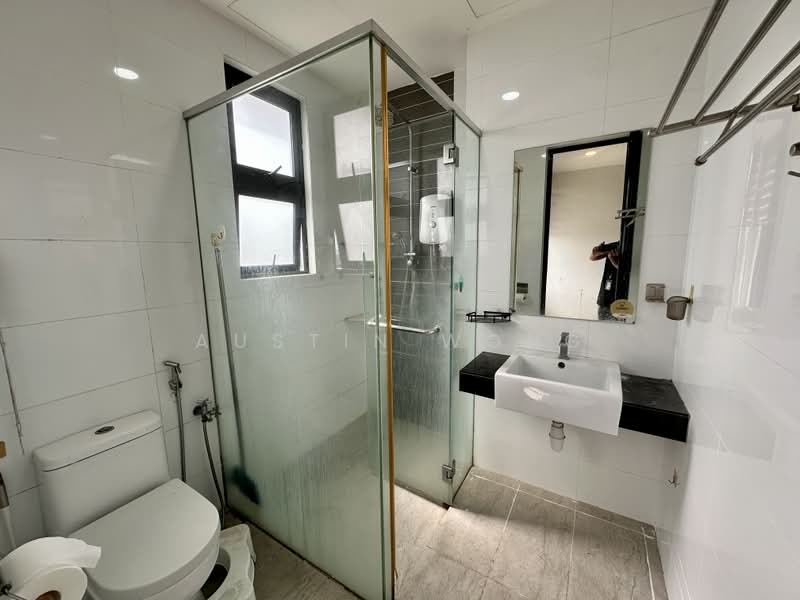 Service Residence for Sale at D'Aman Residences @ Puchong - Austin Wong - Bathroom - PropertyGuru.com.my