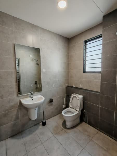Rumah Teres 2 Tingkat untuk Disewa di Bandar Bukit Raja (Klang) - Shue Tan - Bathroom - PropertyGuru.com.my