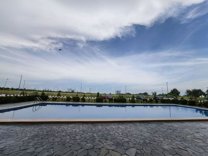 Pangsapuri untuk Dijual di Residensi Klebang 2 (PR1MA @ Klebang 2) - Febriani Adrizal - Pool - PropertyGuru.com.my