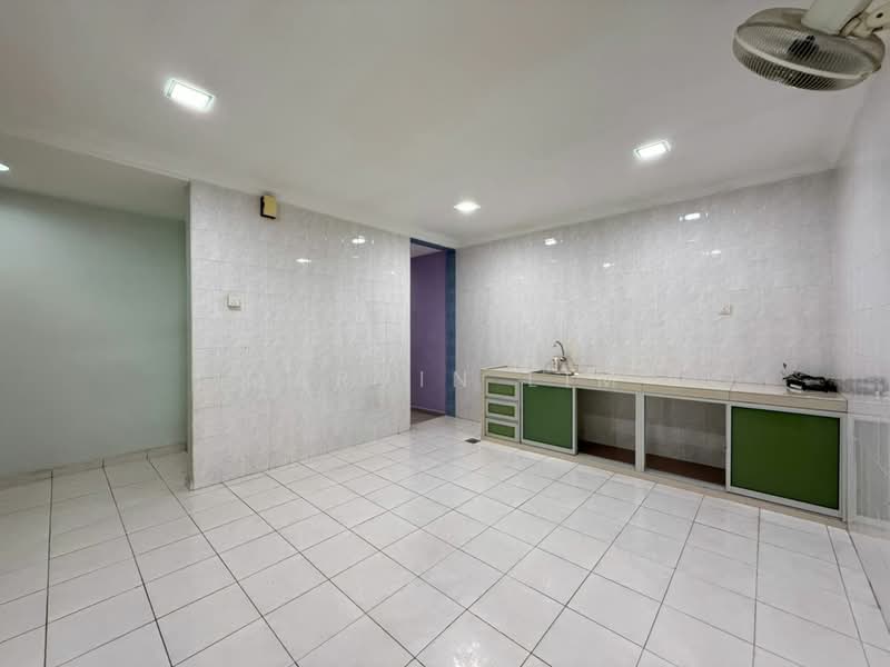 2-storey Terraced House for Sale in Taman Daya (Johor Bahru) - Marvin Lim - Kitchen - PropertyGuru.com.my