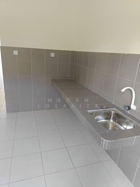 Rumah Teres 1 Tingkat untuk Dijual di Batang Padang (Perak) - Madam Lolaliza - Kitchen - PropertyGuru.com.my