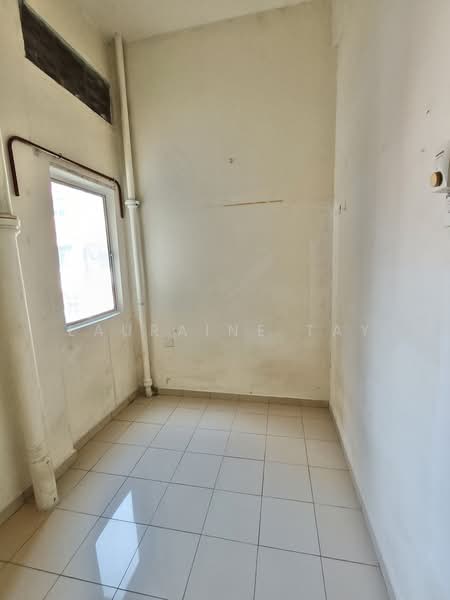 Rumah Flat untuk Disewa di PKNS Seksyen 17 Petaling Jaya - Lauraine Tay - PropertyGuru.com.my