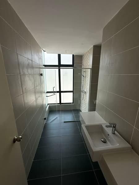 Condominium for Sale at Brezza Hill - Ron Liew - Bathroom - PropertyGuru.com.my