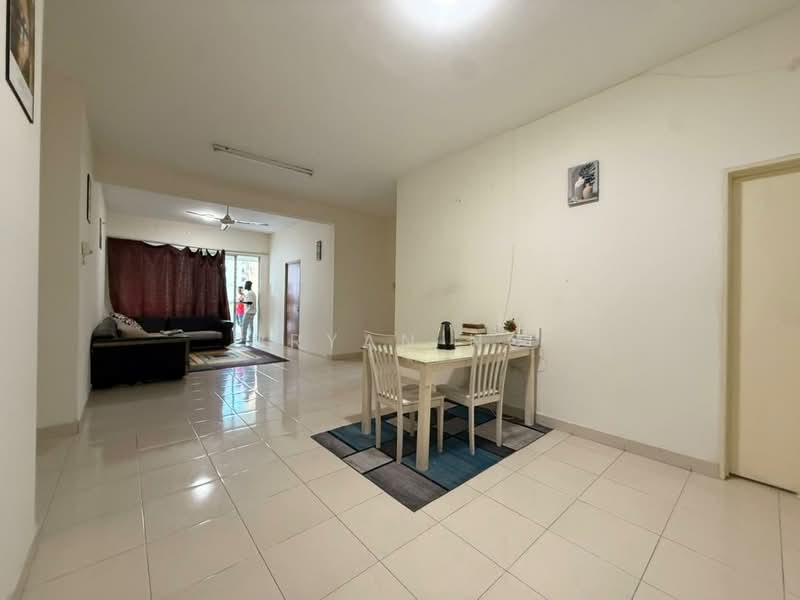Condominium for Sale at Platinum Hill PV 8 - Bryan Ng - Living Room - PropertyGuru.com.my