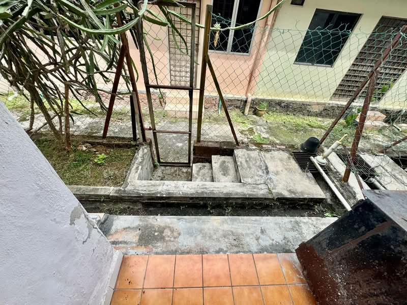 Rumah Teres 2-Tingkat untuk Dijual di Bukit Jelutong (Shah Alam) - Nur Alia Omar - Exterior - PropertyGuru.com.my