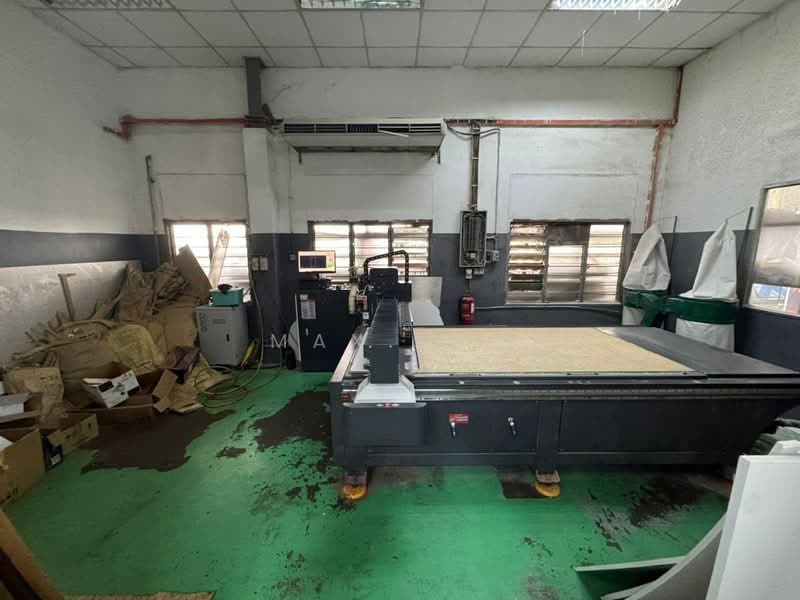 Kilang untuk Dijual di Taman Kempas Utama (Tebrau) - Max Loh - Interior - PropertyGuru.com.my