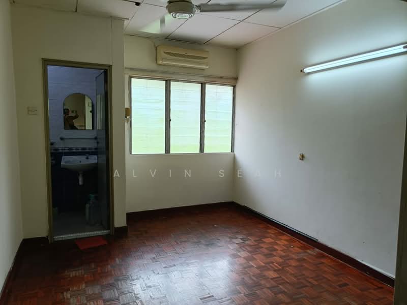 2-storey Terraced House for Sale in Damansara Jaya (Petaling Jaya) - Alvin Seah - Bathroom - PropertyGuru.com.my