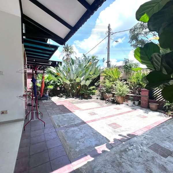 Rumah Banglo untuk Dijual di Taman Melodies (Johor Bahru) - Karl Lim - Exterior - PropertyGuru.com.my