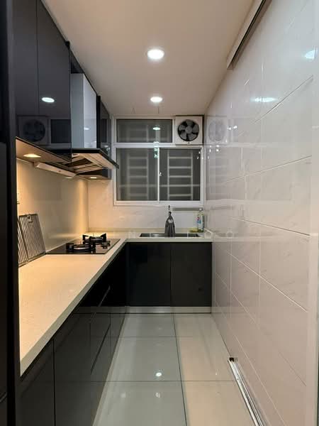 Service Residence for Sale at Platinum Lake PV 21 - Eling Loo - Kitchen - PropertyGuru.com.my