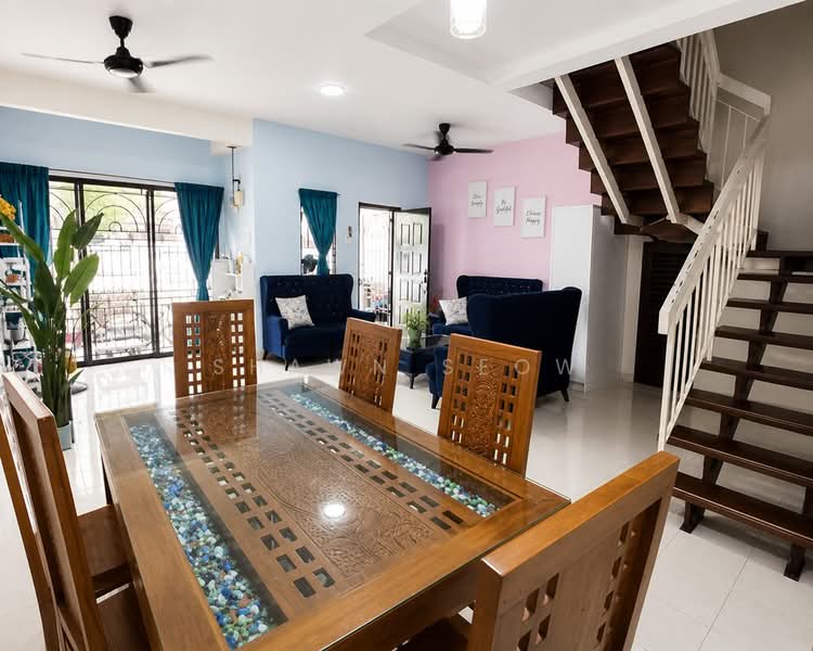 Rumah Teres untuk Dijual di Kota Kemuning (Shah Alam) - Shawn Seow - Living Room - PropertyGuru.com.my