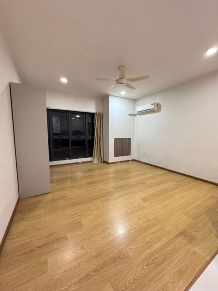 Condominium for Rent at Bay Point @ Country Garden Danga Bay - Ken Sim - Interior - PropertyGuru.com.my