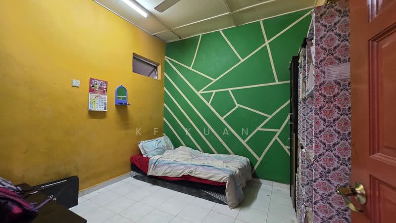 Rumah Teres 1 Tingkat untuk Dijual di Puchong (Selangor) - KF Kuan - Bedroom - PropertyGuru.com.my