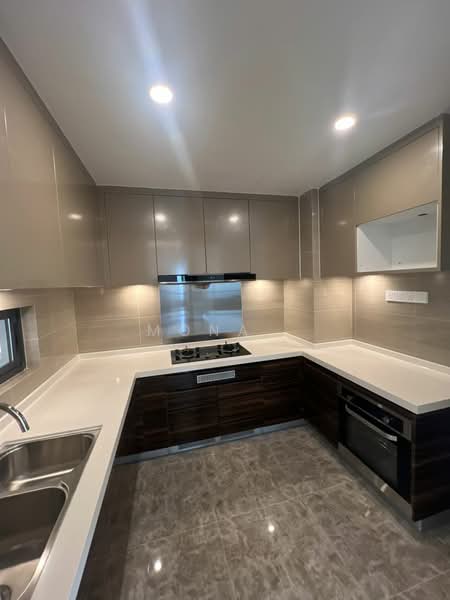 Condominium for Sale at R&F Princess Cove Phase 2-Seine Region - Mona . - Kitchen - PropertyGuru.com.my
