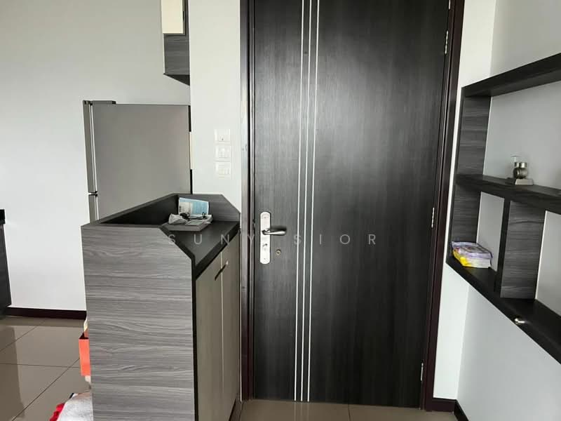 Service Residence for Sale at Molek Regency - Suny Sior - Interior - PropertyGuru.com.my