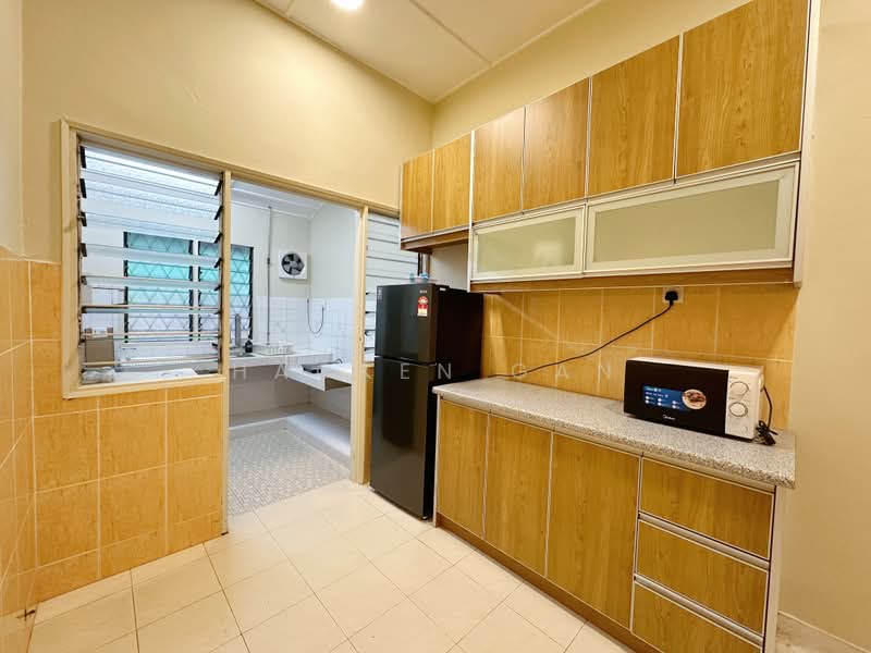 1-storey Terraced House for Rent in Taman Mayang (Petaling Jaya) - Hacken Gan - Kitchen - PropertyGuru.com.my
