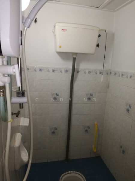 Pangsapuri untuk Dijual di Subang Perdana Goodyear Court 7 - Cindy Ng - Bathroom - PropertyGuru.com.my