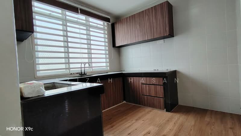 Rumah Teres 2 Tingkat untuk Dijual di Taman Salak Perdana (Dengkil) - Azizah Hasan - PropertyGuru.com.my
