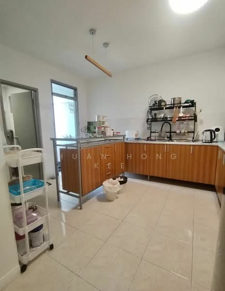 Rumah Bandar untuk Dijual di Perling (Johor) - Chuan Hong Kee - Kitchen - PropertyGuru.com.my