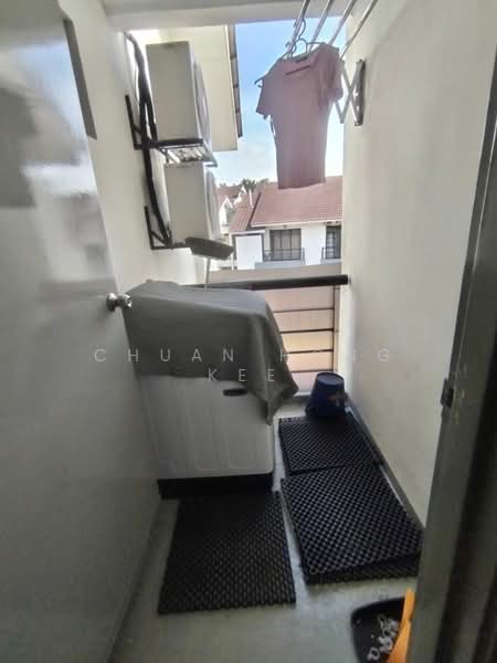 Rumah Bandar untuk Dijual di Perling (Johor) - Chuan Hong Kee - Balcony - PropertyGuru.com.my