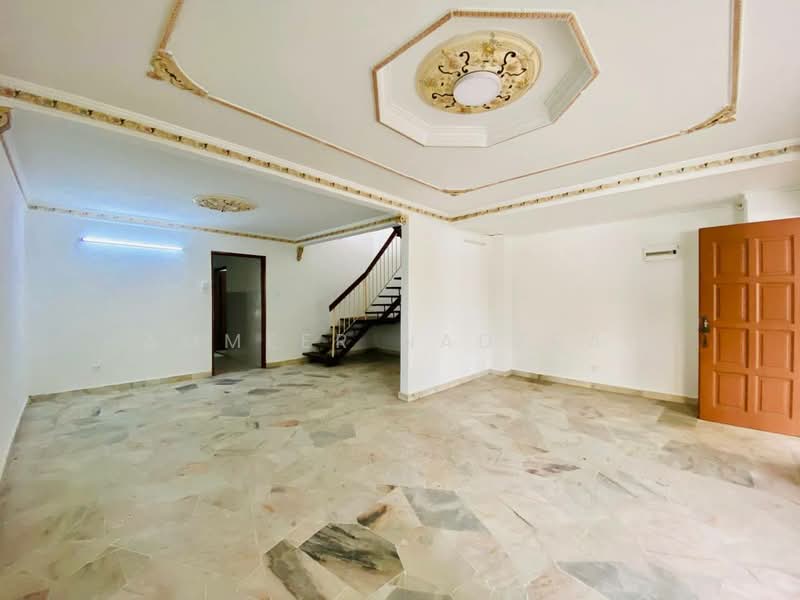 2-storey Terraced House for Sale in Keramat (Kuala Lumpur) - Ammeer Nadzrai - Living Room - PropertyGuru.com.my