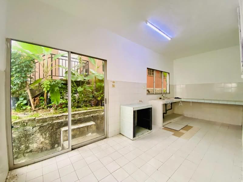 2-storey Terraced House for Sale in Keramat (Kuala Lumpur) - Ammeer Nadzrai - Kitchen - PropertyGuru.com.my