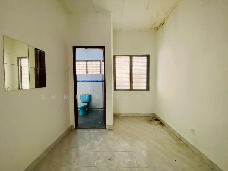 2-storey Terraced House for Sale in Keramat (Kuala Lumpur) - Ammeer Nadzrai - Bathroom - PropertyGuru.com.my