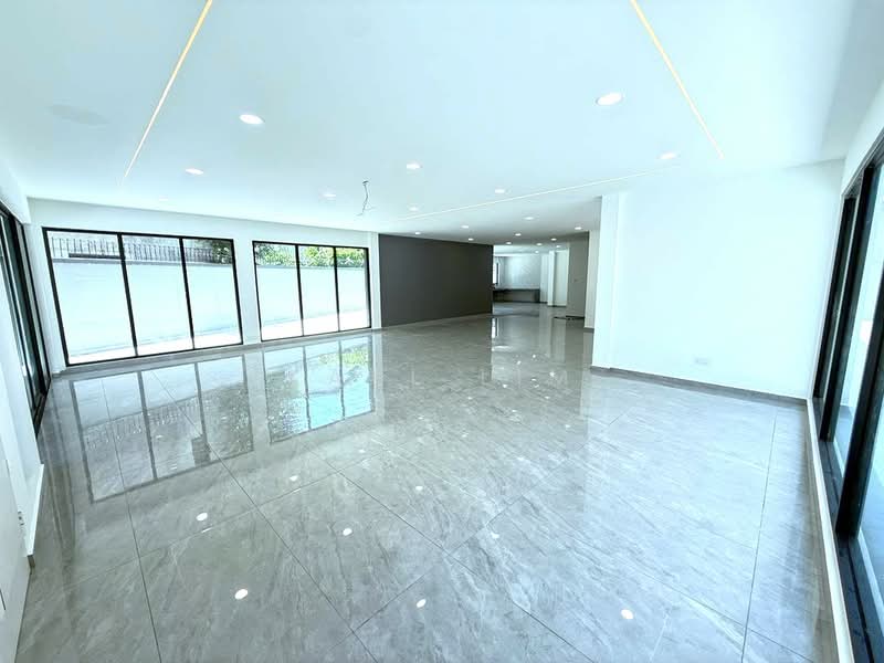 Rumah Banglo untuk Dijual di Taman Kebun Teh (Johor Bahru) - Karl Lim - Living Room - PropertyGuru.com.my