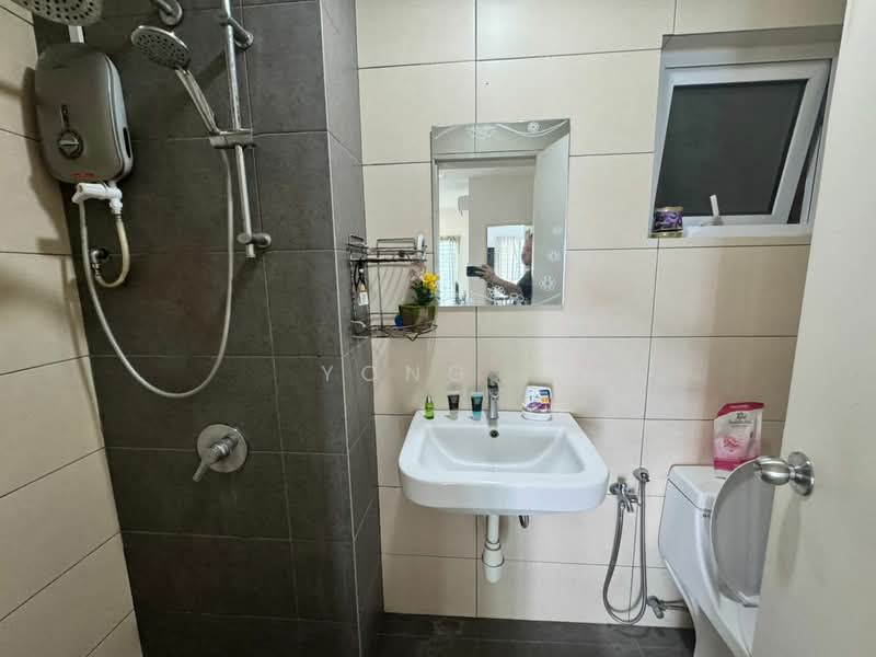 Condominium for Rent at The Holmes 1 - Yong . - Bathroom - PropertyGuru.com.my