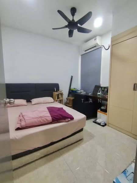 Rumah Bandar untuk Dijual di Perling (Johor) - Dylan Tan - Bedroom - PropertyGuru.com.my