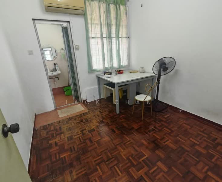 2-storey Terraced House for Sale in Bandar Mahkota Cheras (Cheras) - Jack Chan - Dining Room - PropertyGuru.com.my