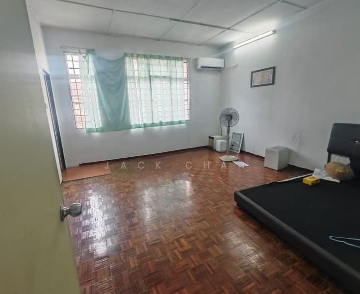 2-storey Terraced House for Sale in Bandar Mahkota Cheras (Cheras) - Jack Chan - Bedroom - PropertyGuru.com.my