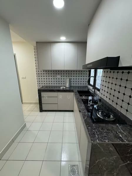 Servis Apartment untuk Disewa di Residensi Bukit Tiara - Tan Ru Xin - Kitchen - PropertyGuru.com.my