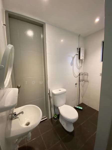 Service Residence for Rent at VIM 3 @ Desa Park North - TOMMY TAN - Bathroom - PropertyGuru.com.my