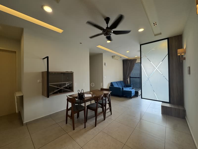 Servis Apartment untuk Dijual di Petalz Residences - PeiGee . - Living Room - PropertyGuru.com.my