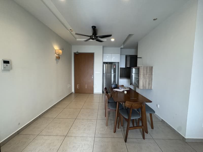 Servis Apartment untuk Dijual di Petalz Residences - PeiGee . - Living Room - PropertyGuru.com.my