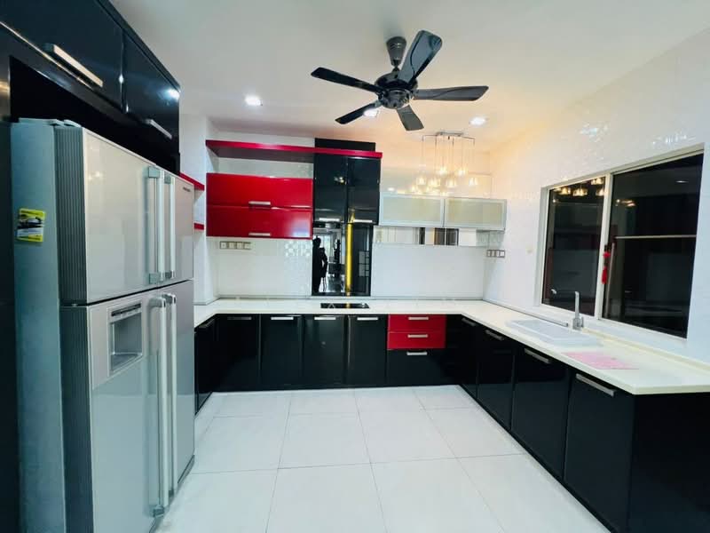 Condominium for Rent at Putra Marine Resort - Alex Lim - Kitchen - PropertyGuru.com.my