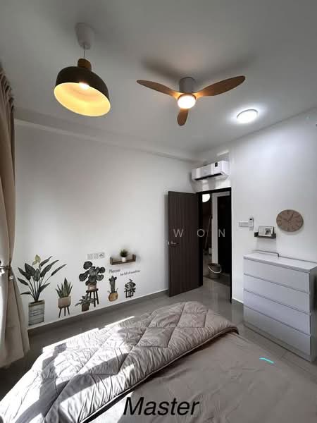Service Residence for Sale at TRELLIS RESIDENCES - Vicky Wong - Master Bedroom - PropertyGuru.com.my