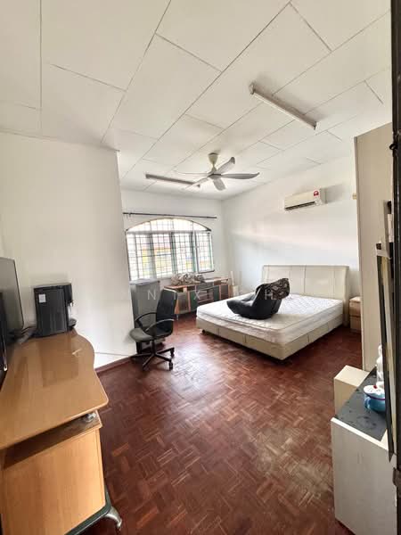 2-storey Terraced House for Sale in Taman Dagang (Ampang) - Dennix Chin - PropertyGuru.com.my