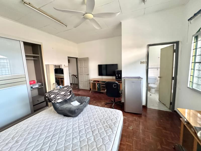 2-storey Terraced House for Sale in Taman Dagang (Ampang) - Dennix Chin - PropertyGuru.com.my